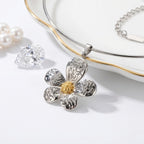 BEHI BLOOM CHOKER
