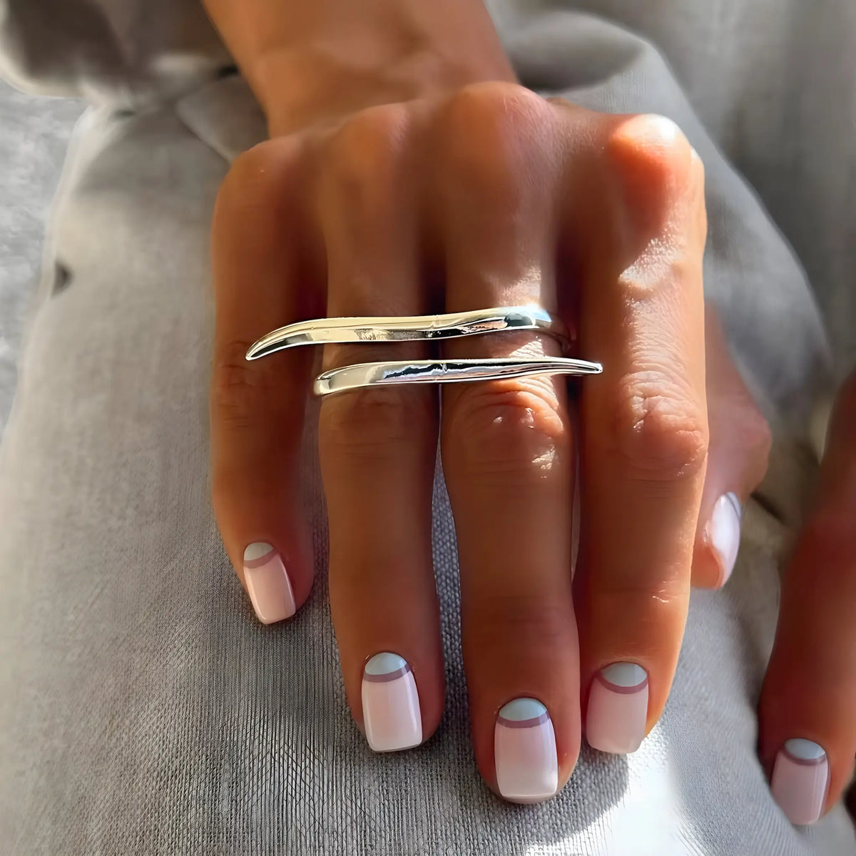 BEHI DAISY RING