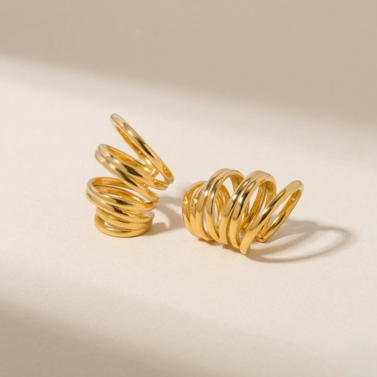 BEHI DENYSE EAR CUFF