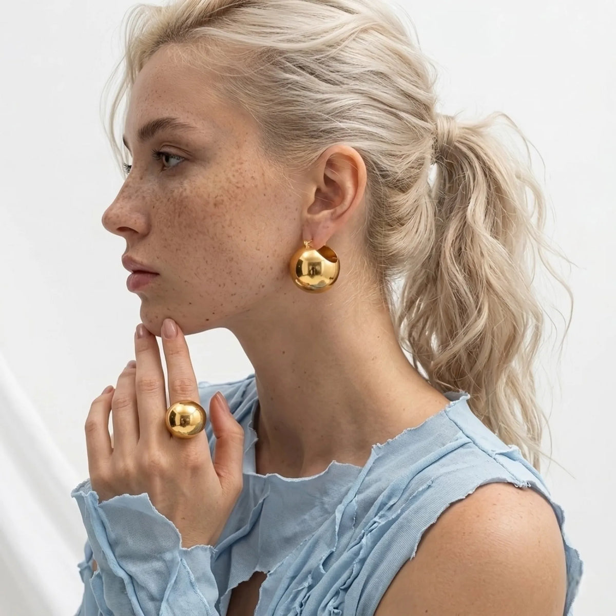 BEHI ERIKA EARRING