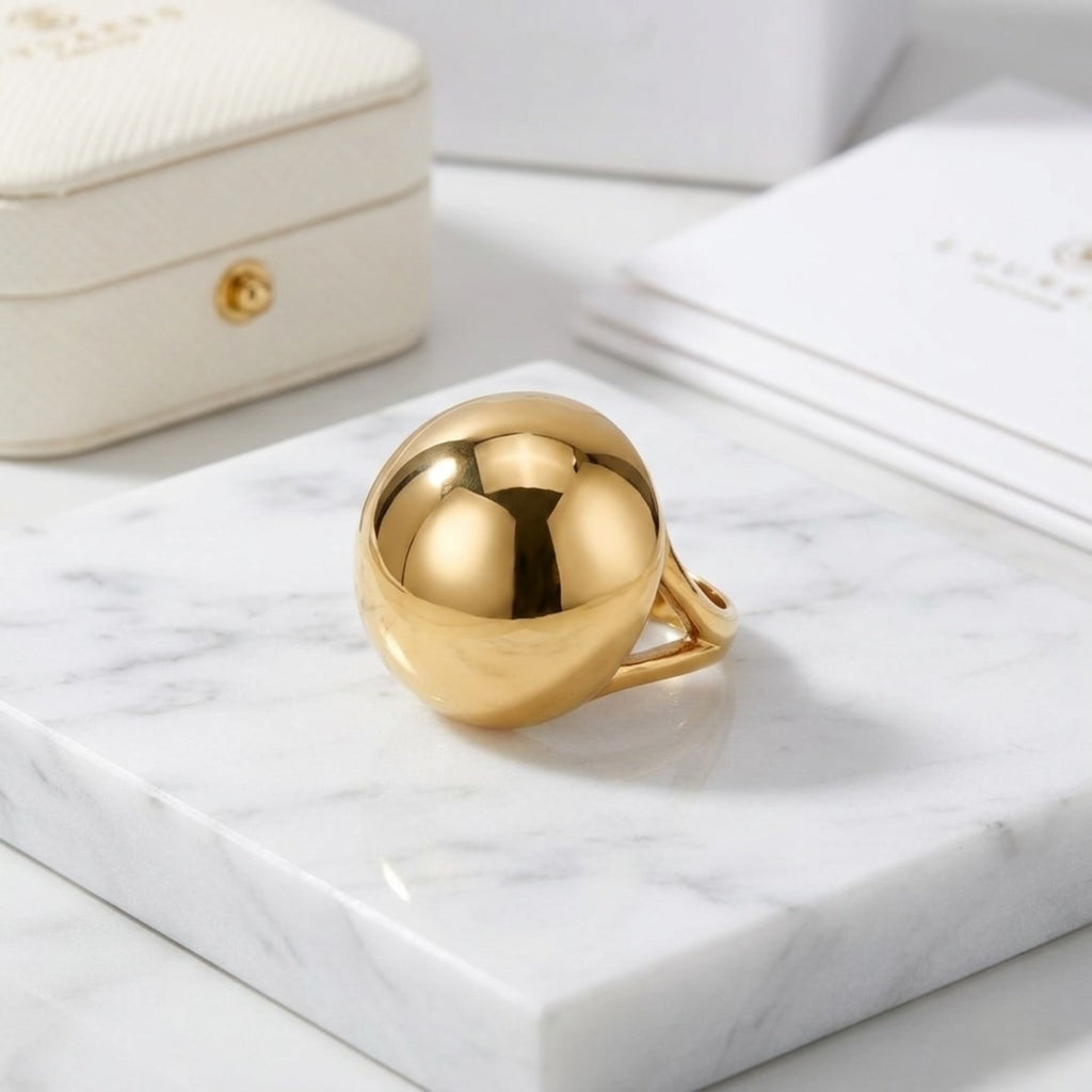 BEHI ERIKA RING
