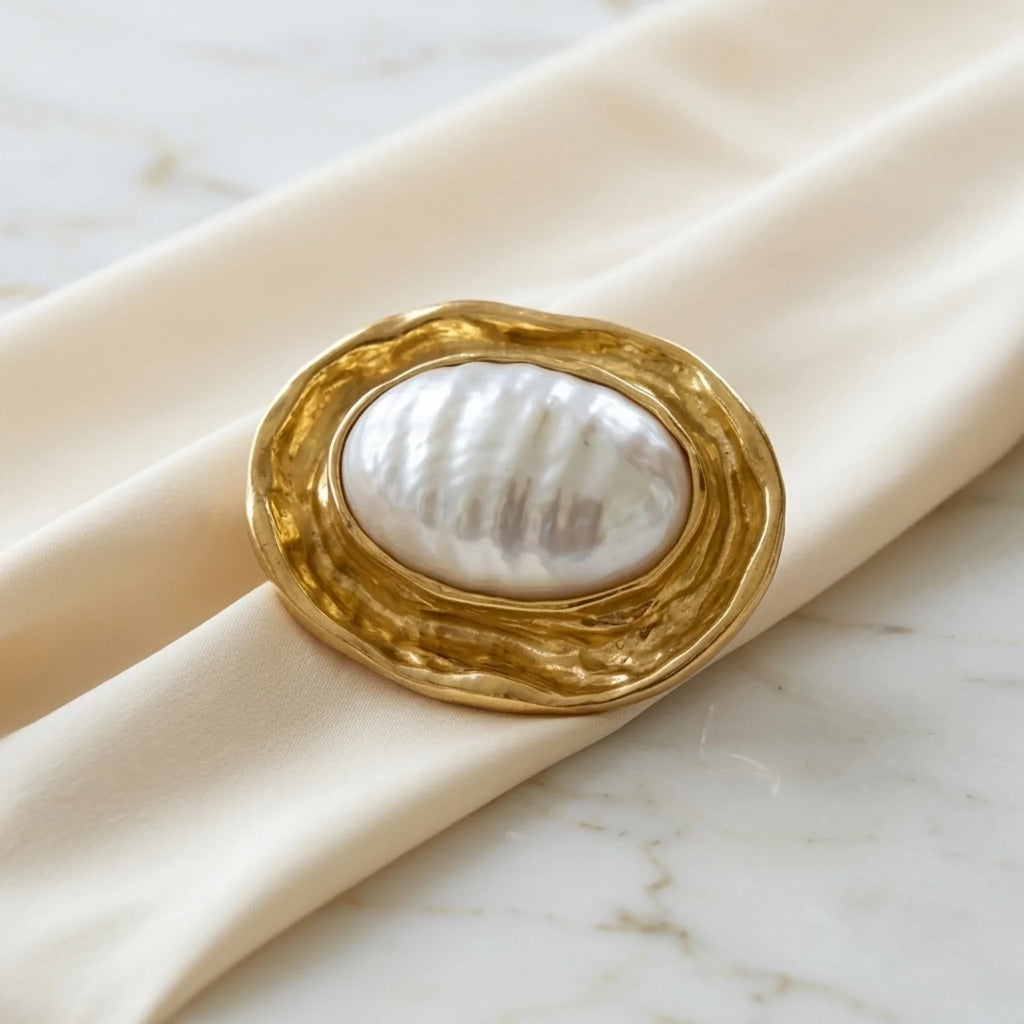 BEHI EVERLY BROOCH