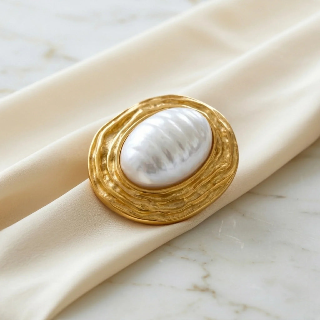 BEHI EVERLY BROOCH
