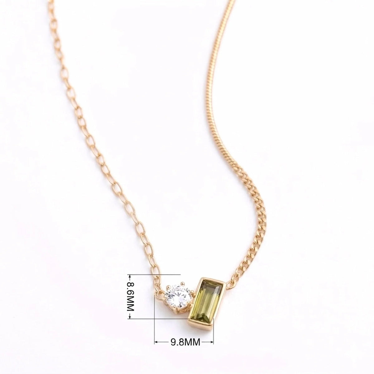 BEHI ILONA NECKLACE