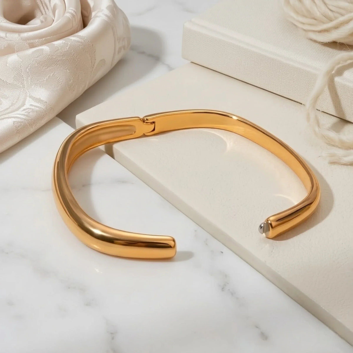 BEHI JOHA BRACELET
