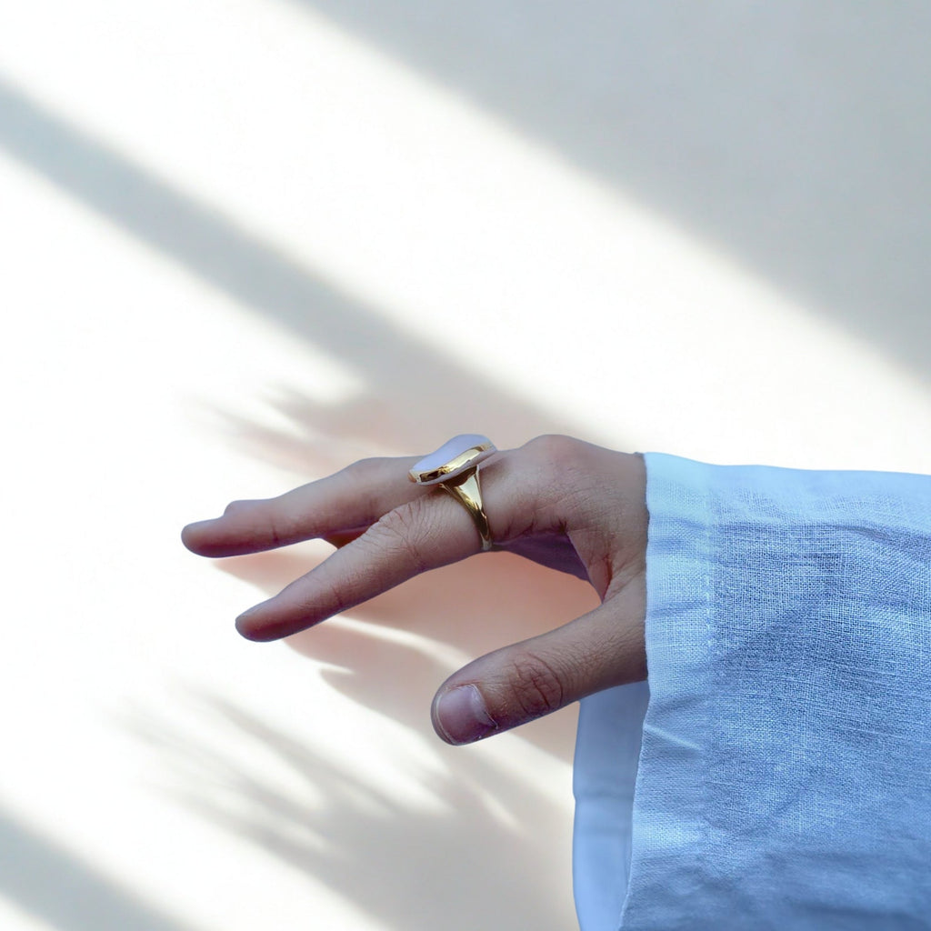 Leda | Handcrafted pink ceramic ring with gold luster